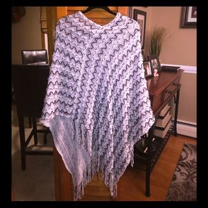 Lightweight 🦋 Knit Poncho One Size Fits Most